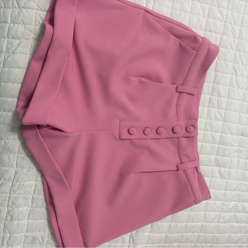 Forever 21 Pink Blazer and High-Waist Button Shorts Set - Picture 3 of 4